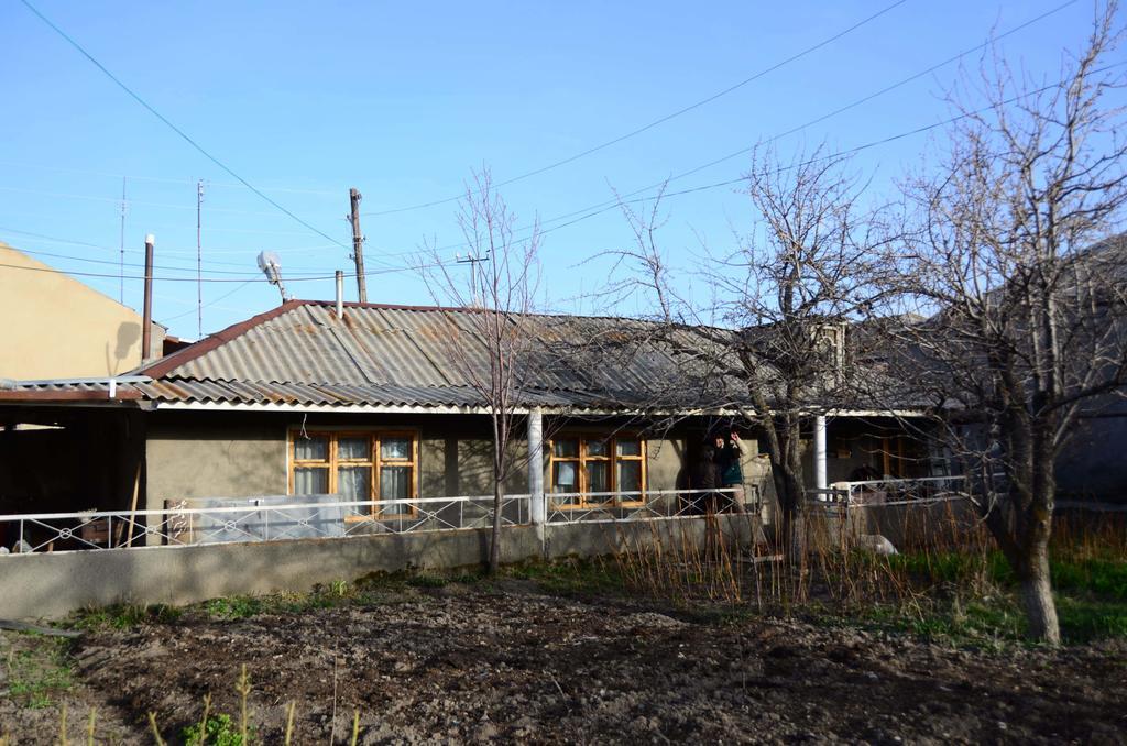 Barseghyan's Guest House Vardenis Bagian luar foto