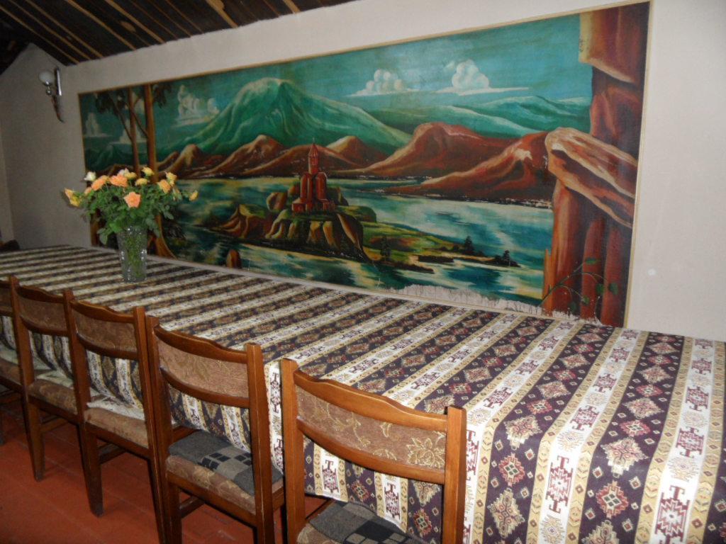 Barseghyan's Guest House Vardenis Bagian luar foto